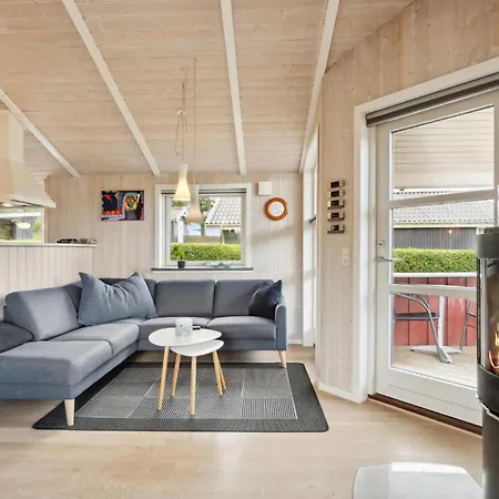 Stunning In V With Kitchen * Esbjerg