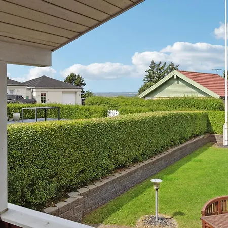 Stunning In V With Kitchen Holiday home Esbjerg